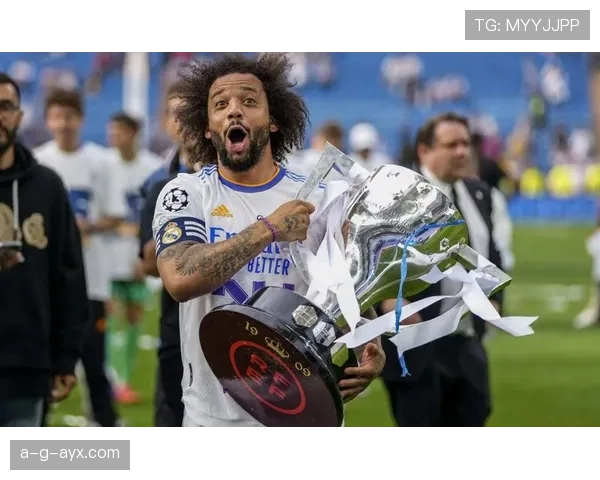 博斯克：缔造足球历史的战术大师，传奇教练地位无可撼动