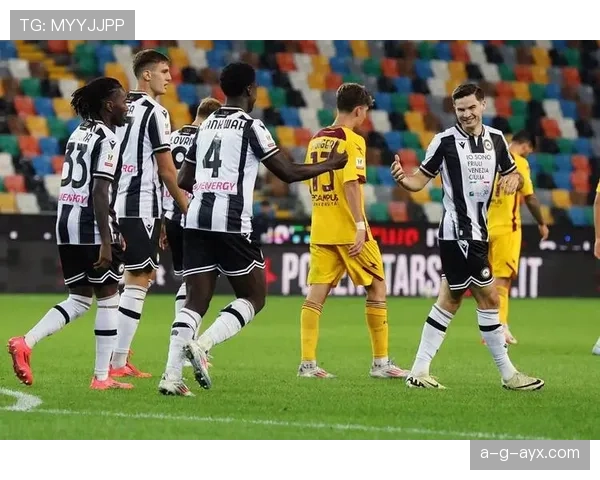 乌迪内斯进攻战术持续升级，赛场得分机会成焦点