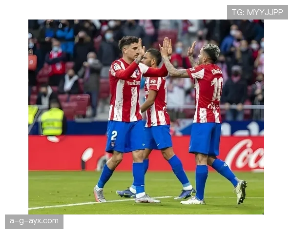 西甲转会风云再起：豪门竞逐新星，多队阵容全面焕新