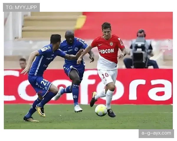 法甲经典瞬间:本赛季高光进球的分析与回顾 法甲经典瞬间:本赛季高光进球的分析与回顾