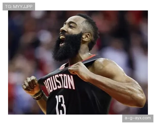 哈登挡拆进攻提升效率显著，助火箭拉开比分差距